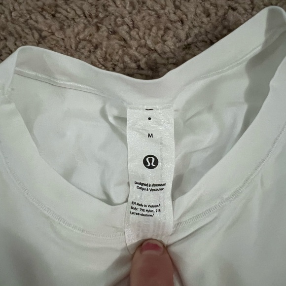 lululemon athletica Classic White Short Sleeve Tee - Picture 2 of 5